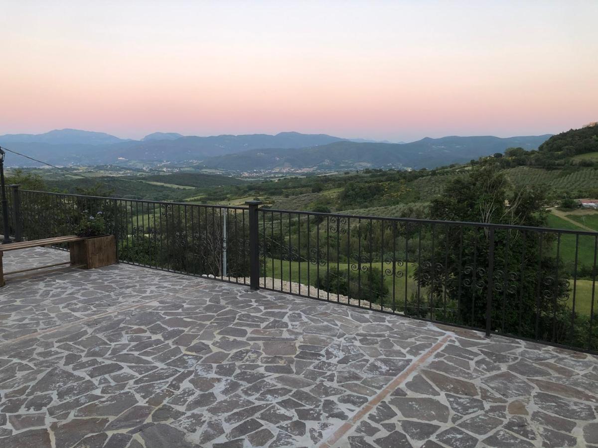 Casa Vacanze Vecchio Frantoio Residenza Moraiolo Spoleto Luaran gambar